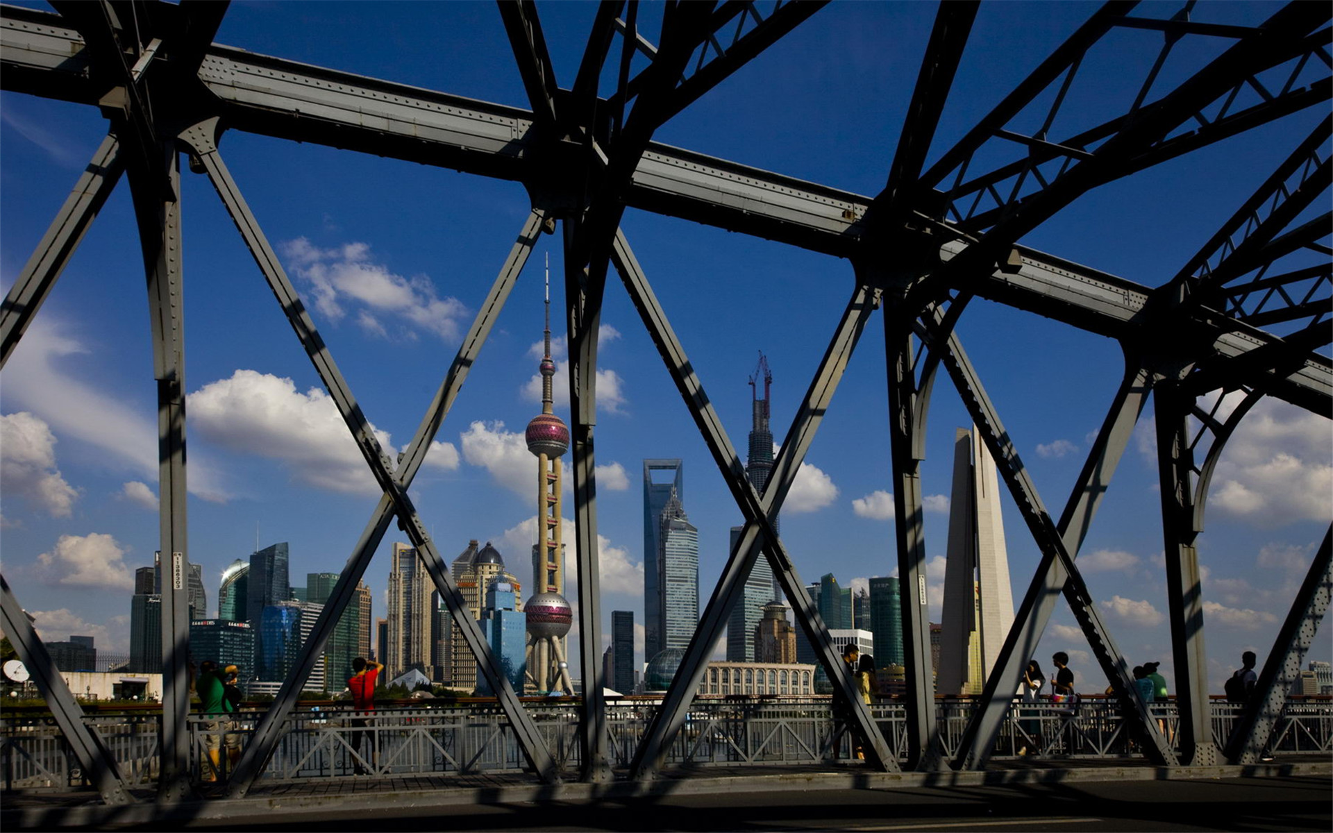 美麗的上海外灘風(fēng)景桌面壁紙高清